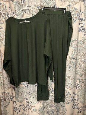 Women's Olive Green Ribbed Loungewear Set